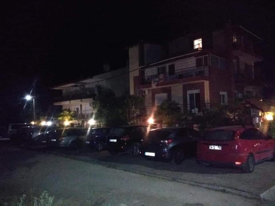 Blue Moon Accommodation نيا ميشانيونا المظهر الخارجي الصورة