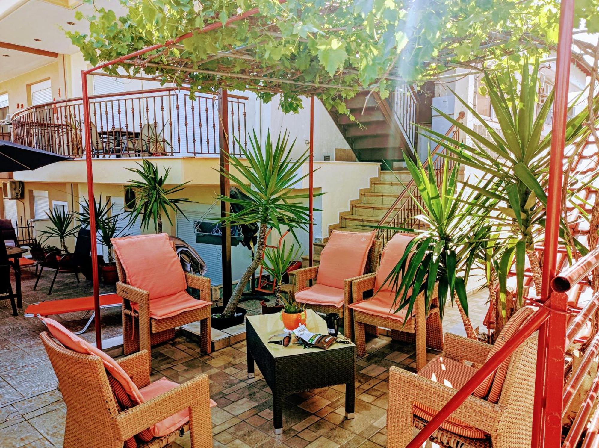 Blue Moon Accommodation نيا ميشانيونا المظهر الخارجي الصورة